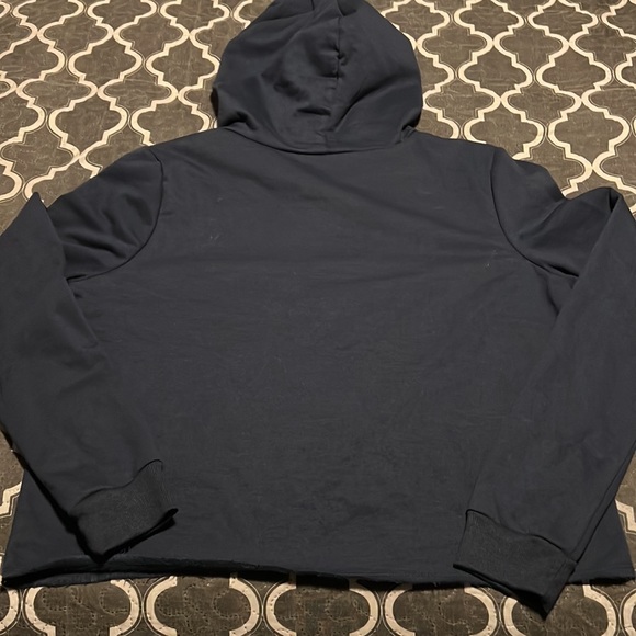 (Sold) Lilo & Stitch Sweatshirt (Juniors) - Picture 2 of 4